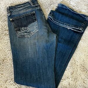 MISS ME: Embroidered Two-Tone Flat Pocket Bootcut Jean EUC